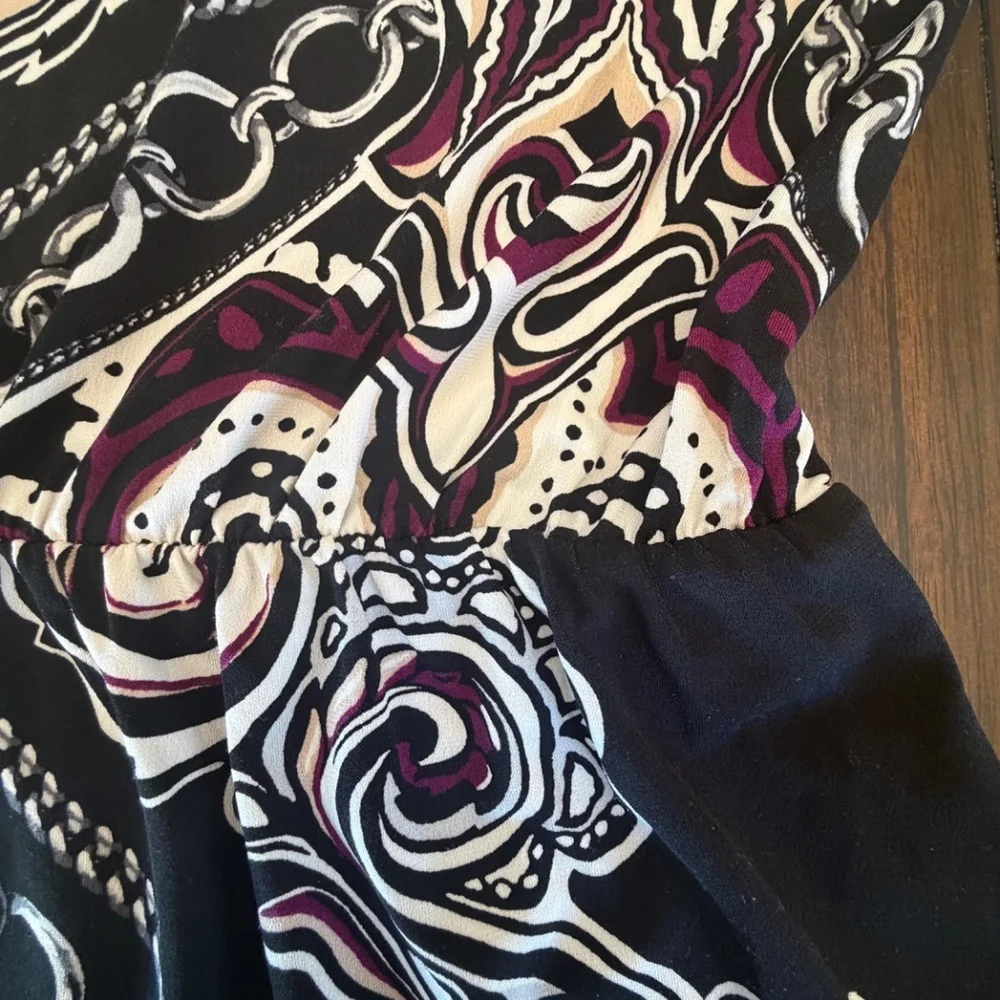 White House Black Market Paisley Chain Link Tunic Top, 3/4 Sleeve, Size Medium - Picture 5 of 10